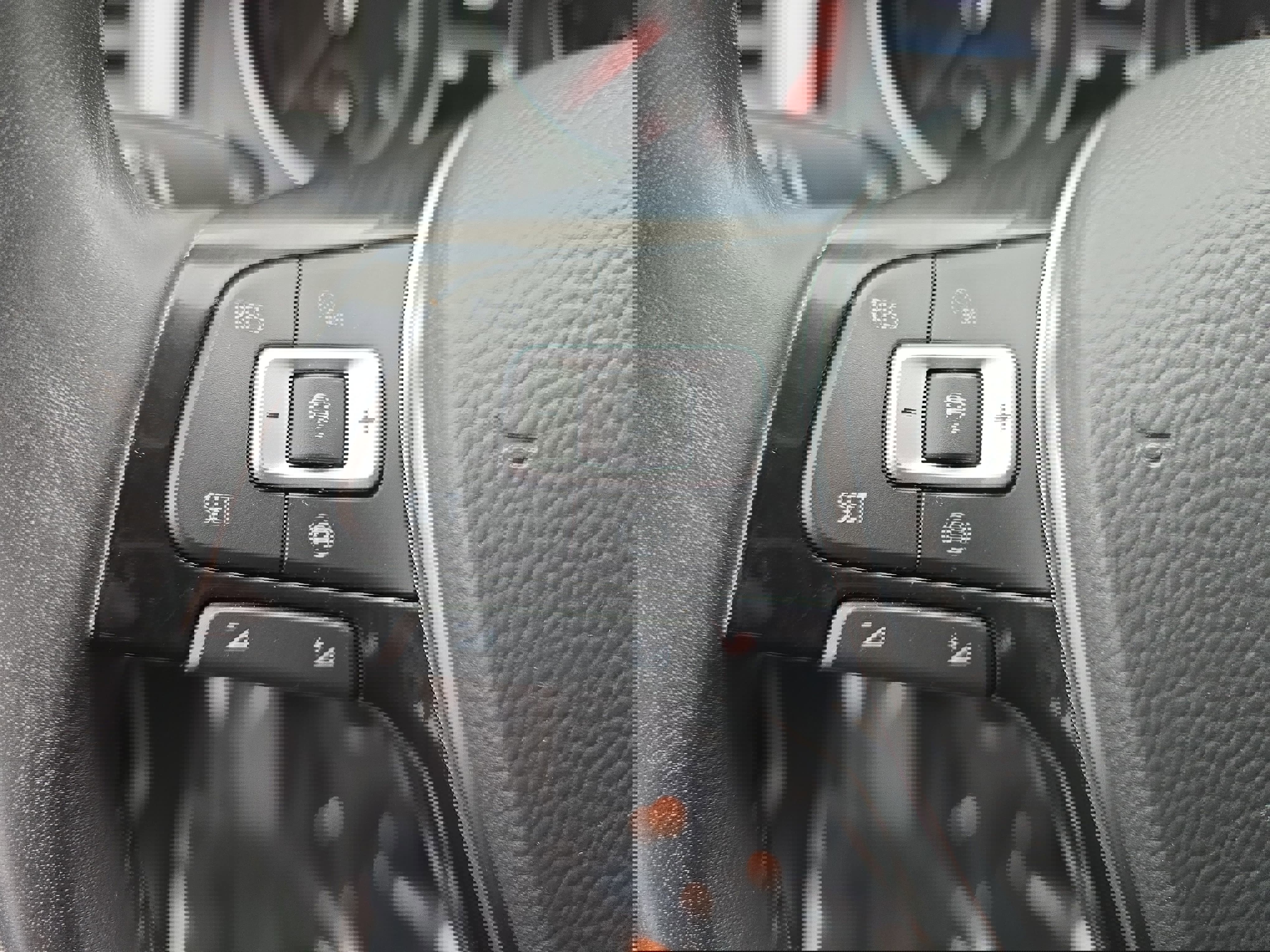 Used 2019 Volkswagen Atlas SE w/ Panoramic Sunroof Package image 18