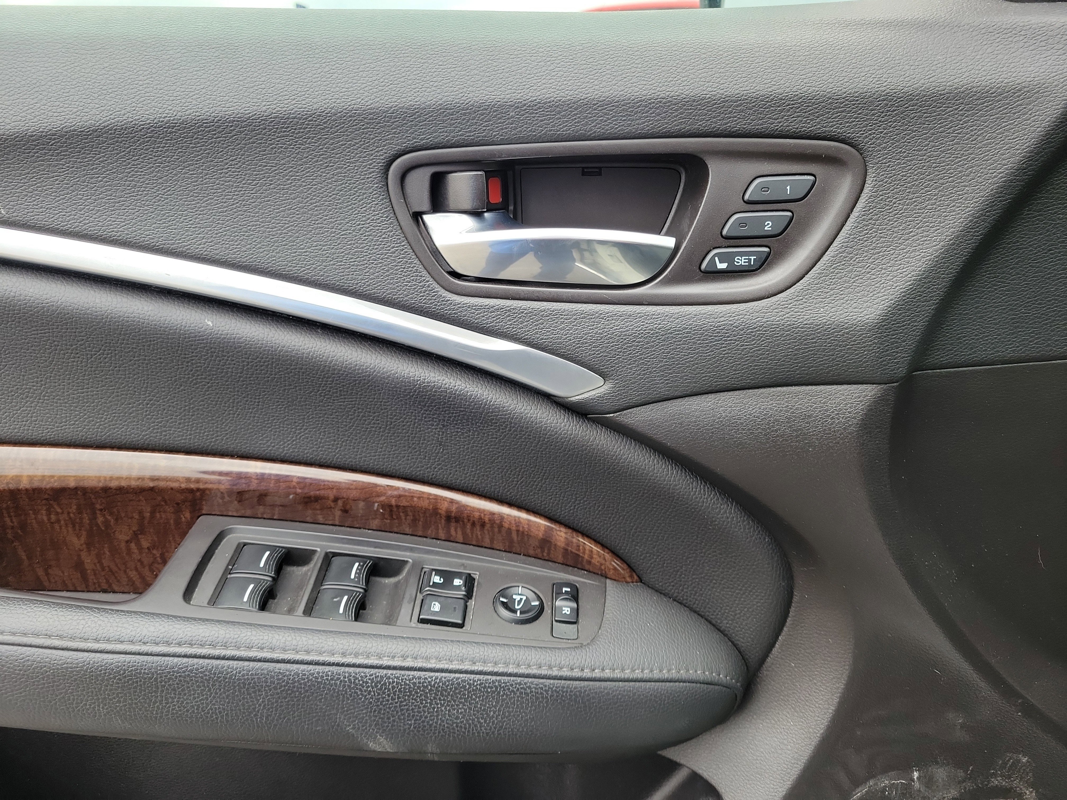 Used 2019 Acura MDX SH-AWD image 17