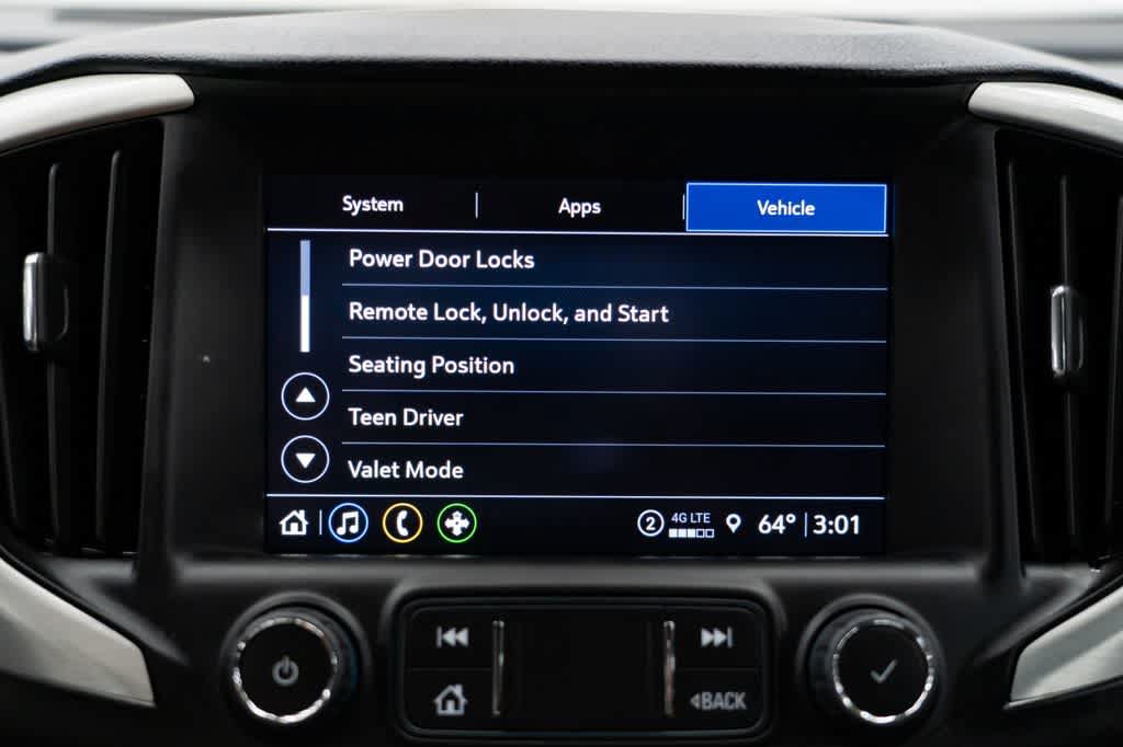 Used 2024 GMC Terrain SLT AWD/4WD image 19