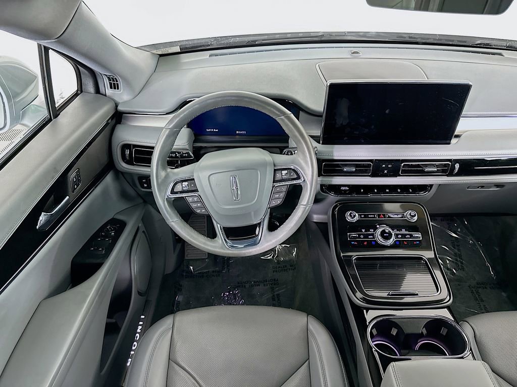 Used 2022 Lincoln Nautilus Reserve image 30