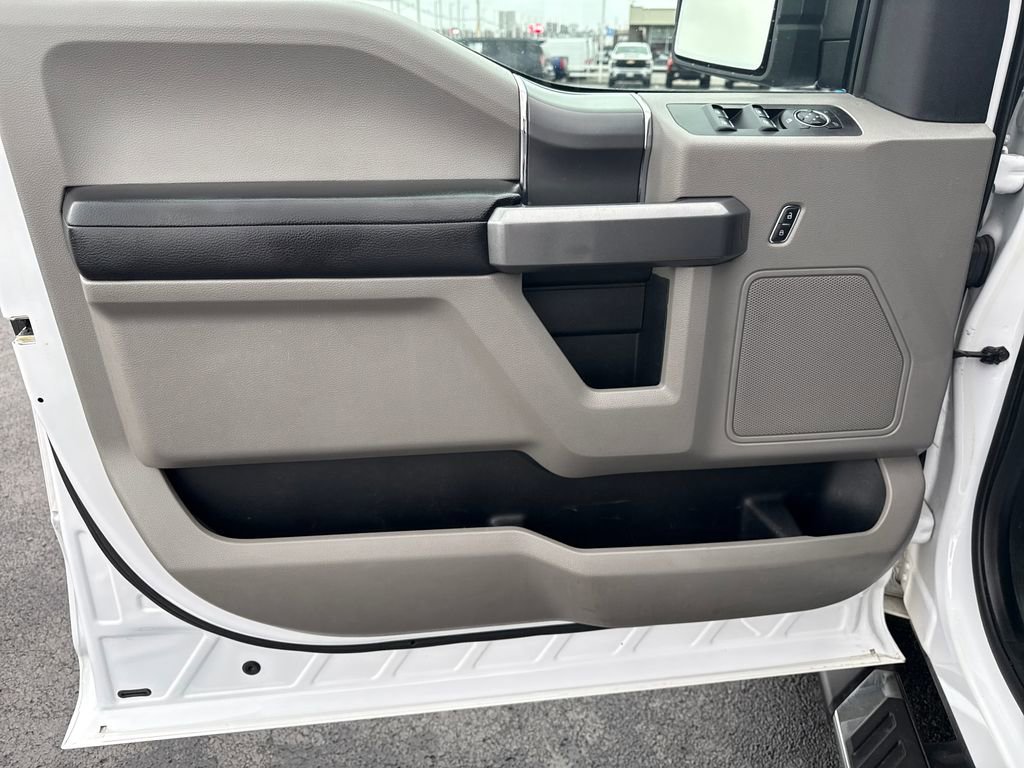 Used 2015 Ford F150 XLT w/ Equipment Group 301A Mid image 12