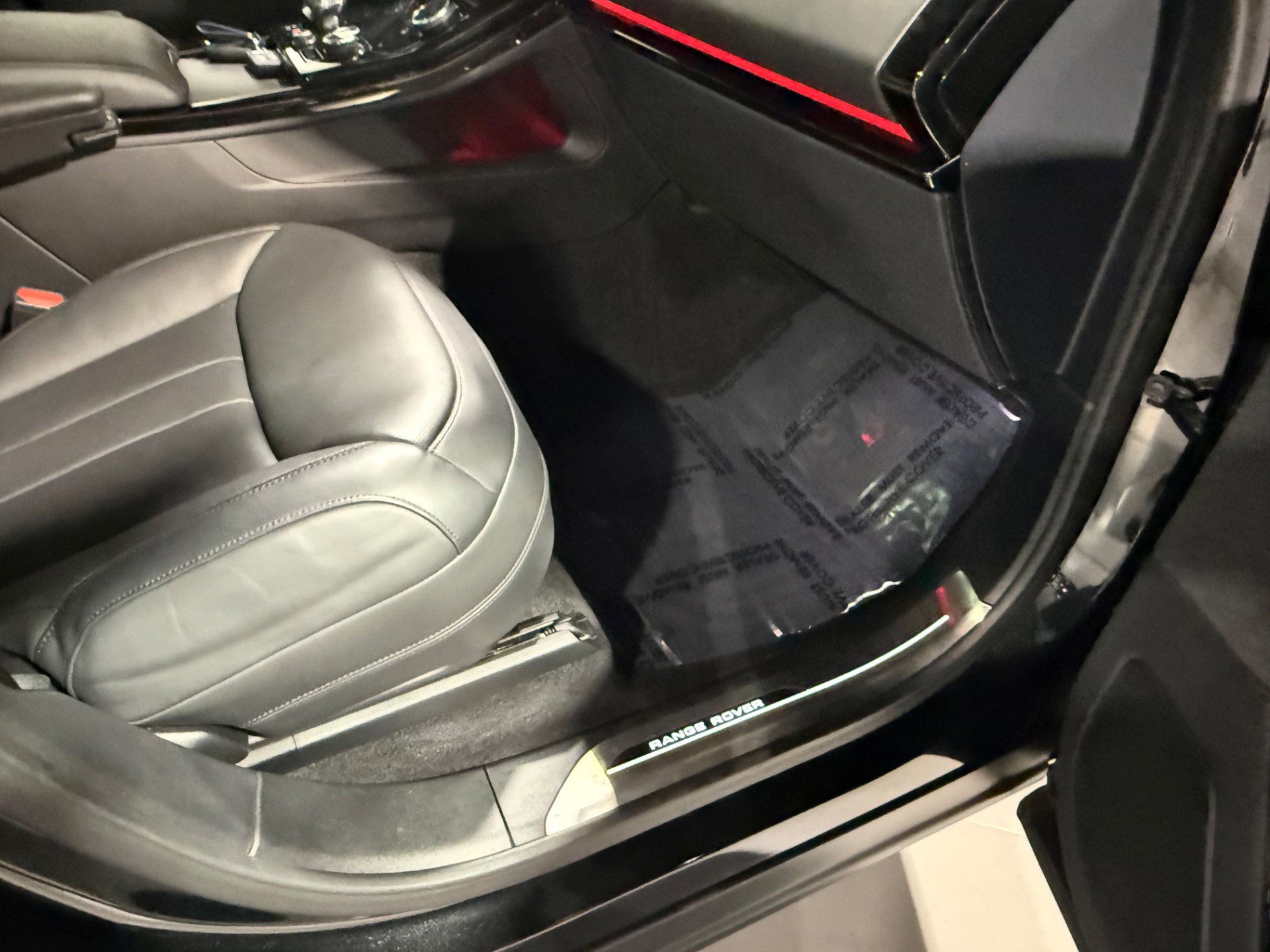 Used 2023 Land Rover Range Rover Sport SE image 48