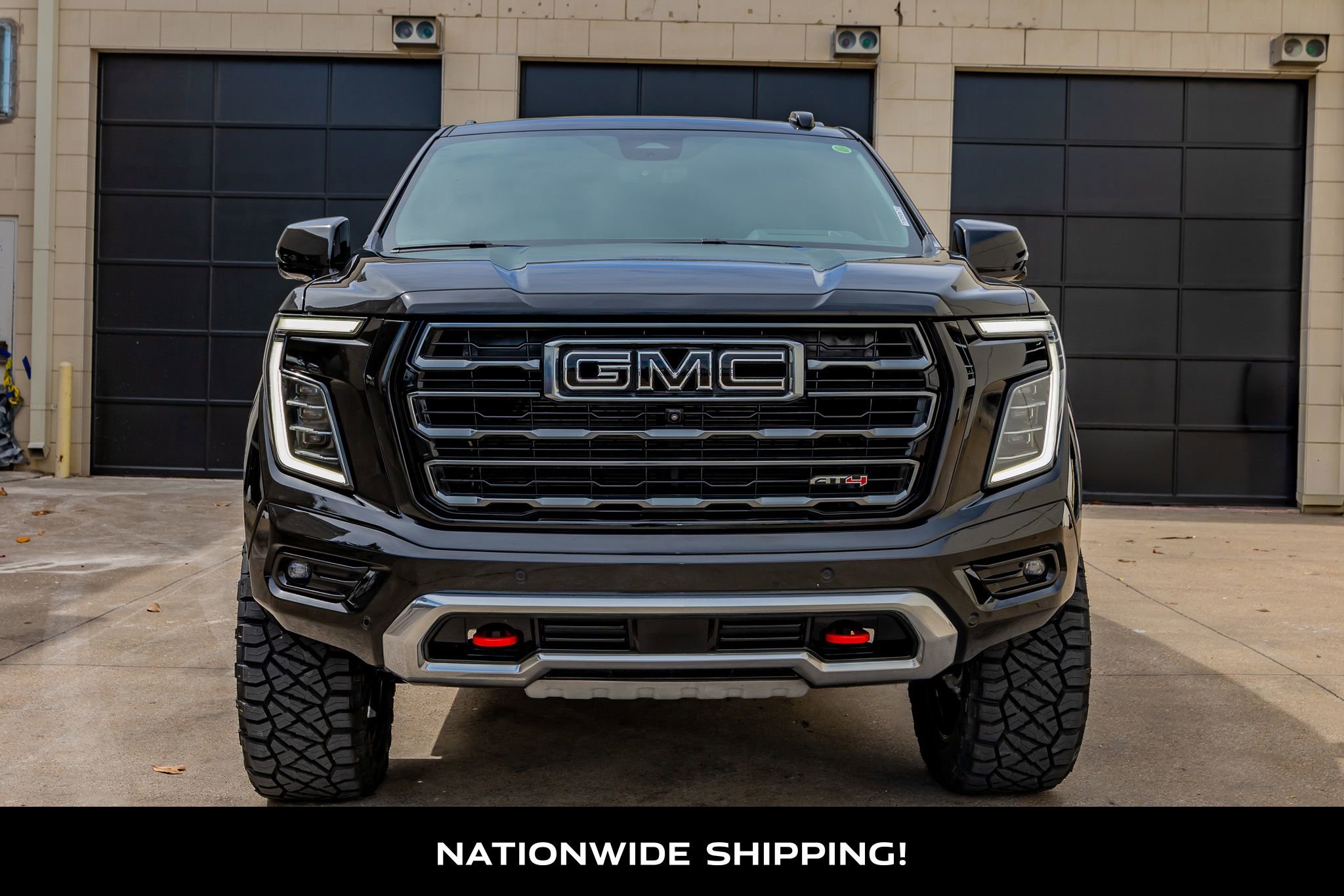 Used 2025 GMC Yukon AT4 w/ AT4 Premium Package AWD/4WD image 4