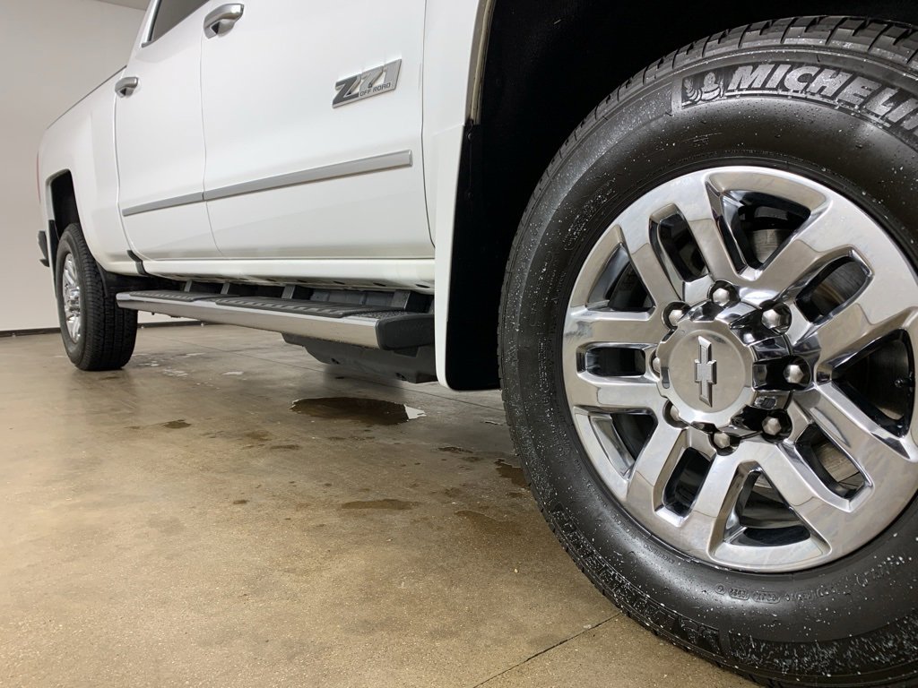 Used 2019 Chevrolet Silverado 3500 LTZ w/ Duramax Plus Package image 6