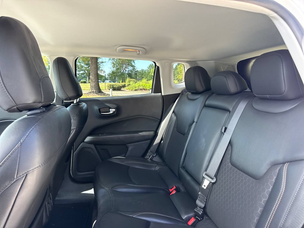 Used 2020 Jeep Compass Latitude FWD image 31