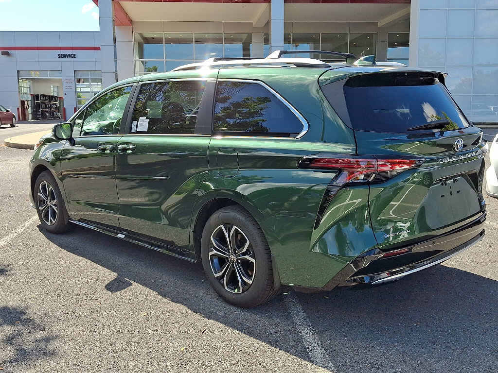 New 2026 Toyota Sienna Platinum AWD/4WD image 3