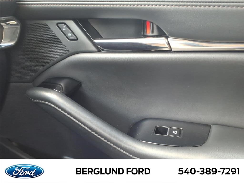 Used 2022 MAZDA MAZDA3 s FWD image 31