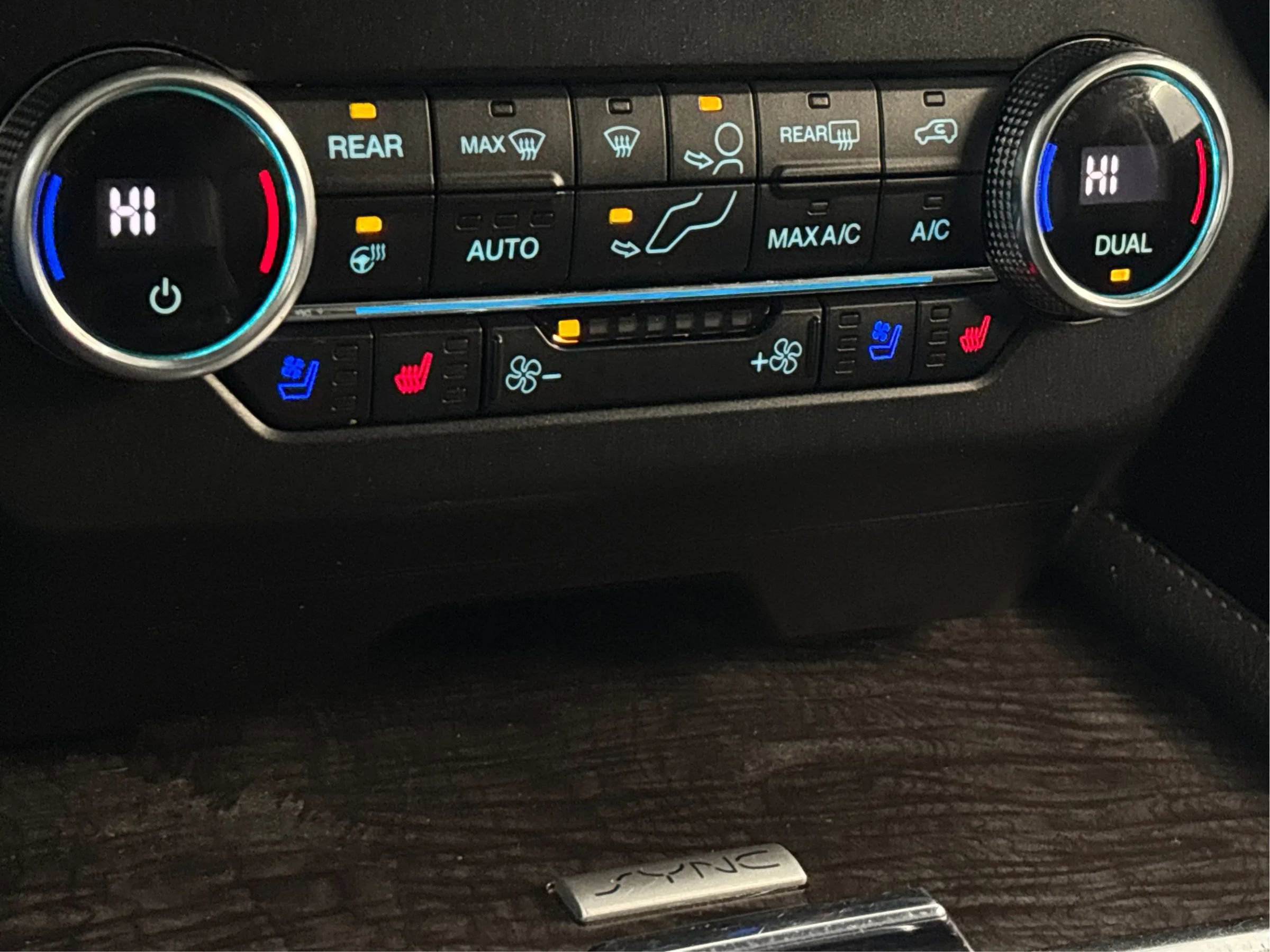 Used 2018 Ford Expedition Limited w/ Equipment Group 301A image 39