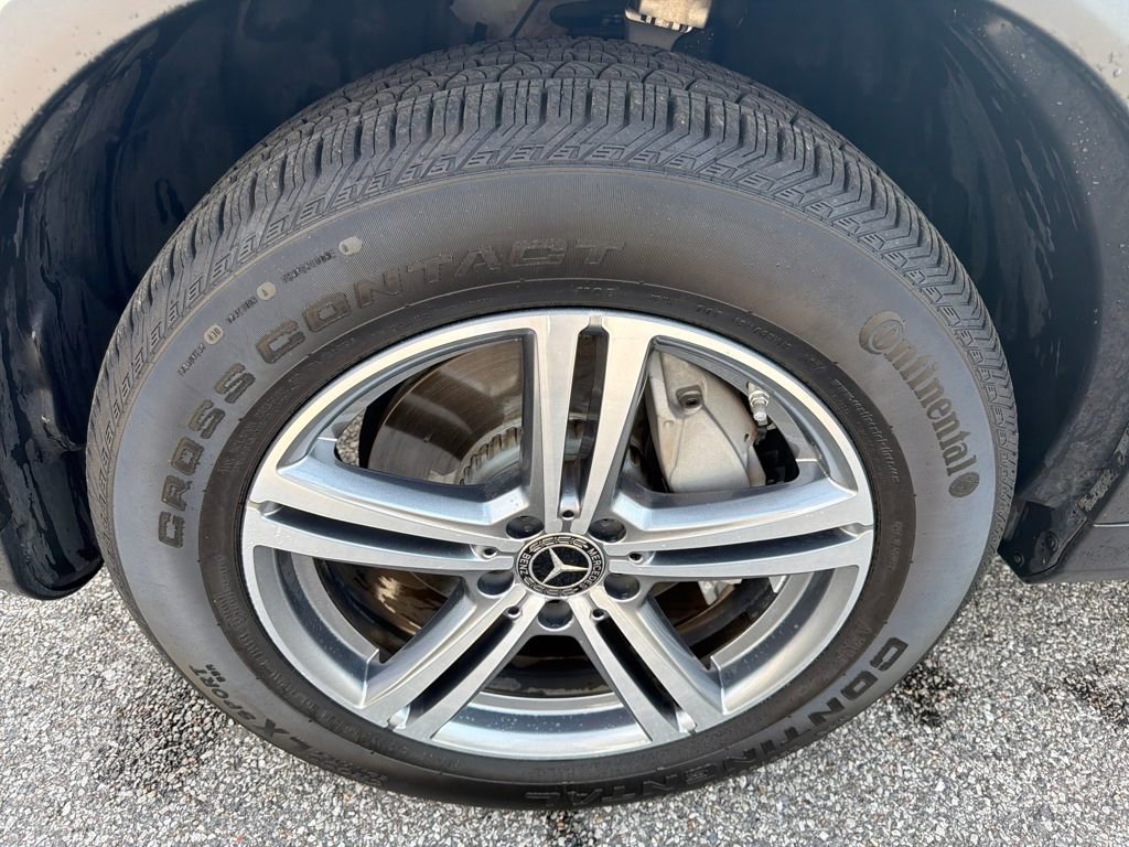 Certified 2022 Mercedes-Benz GLC 300 image 14