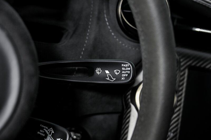 Used 2018 McLaren 720S RWD image 31