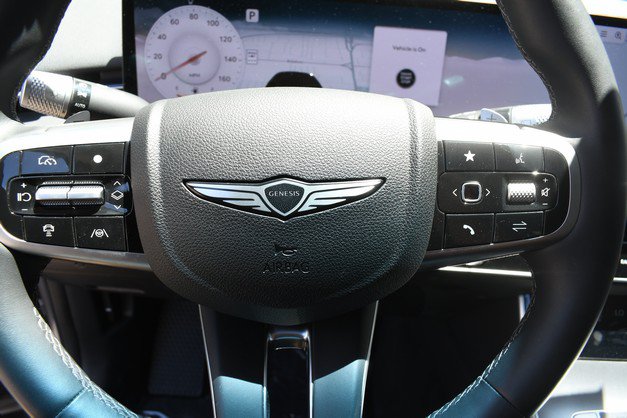 Used 2026 Genesis GV70 2.5T Advanced AWD/4WD image 31