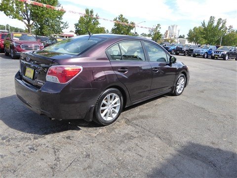 Used 2012 Subaru Impreza 2.0i Premium w/ All-Weather Pkg image 6