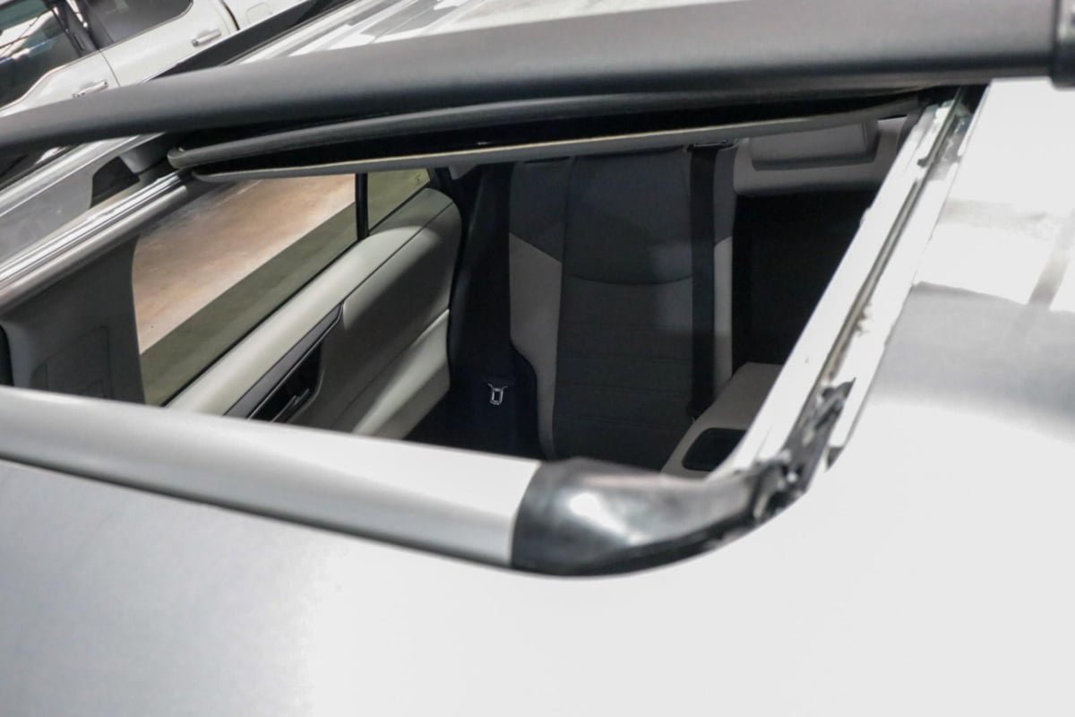 Used 2025 Toyota RAV4 XLE Premium FWD image 10