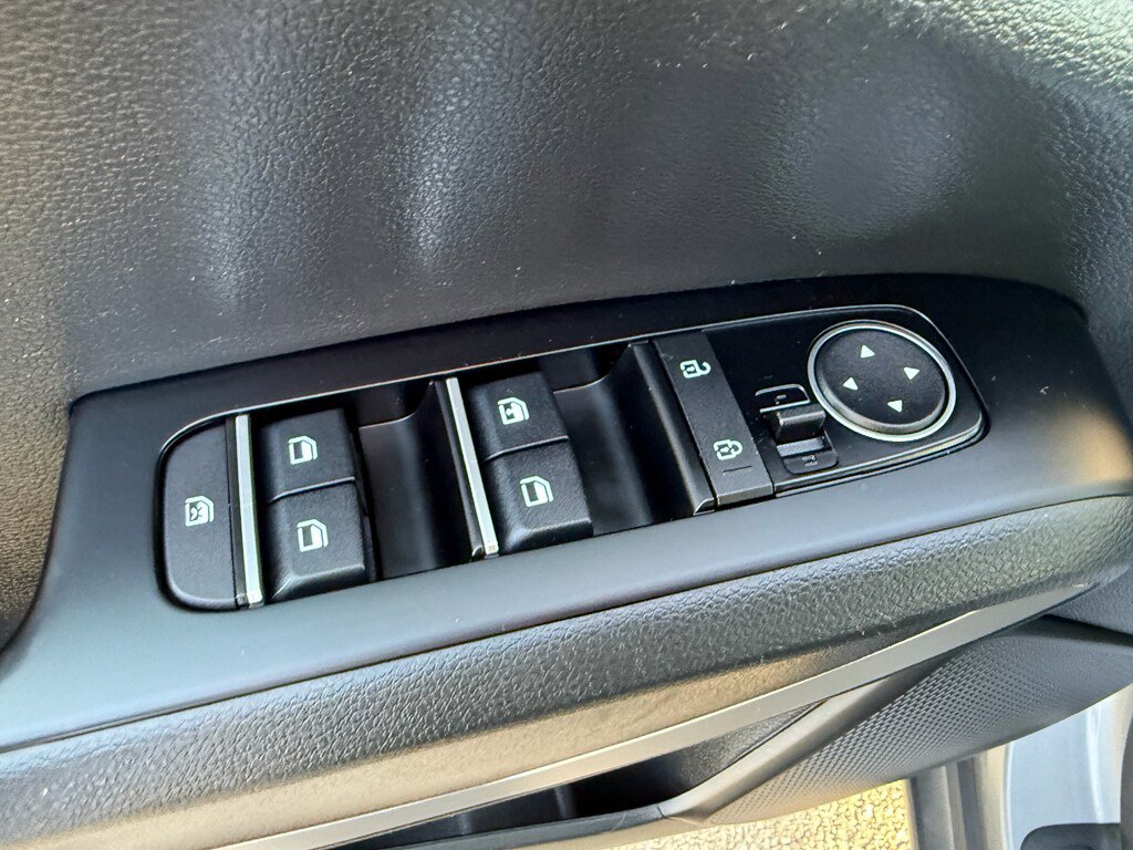 Used 2022 Kia Soul LX w/ Technology Package image 9