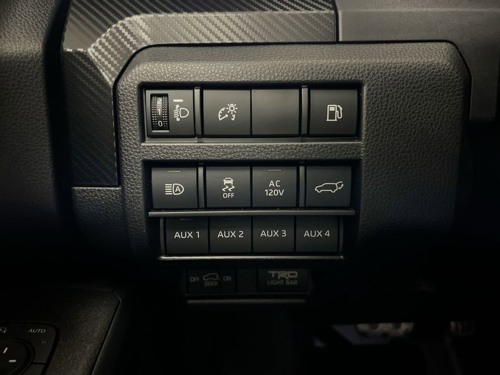 Used 2025 Toyota 4Runner TRD Pro AWD/4WD image 19