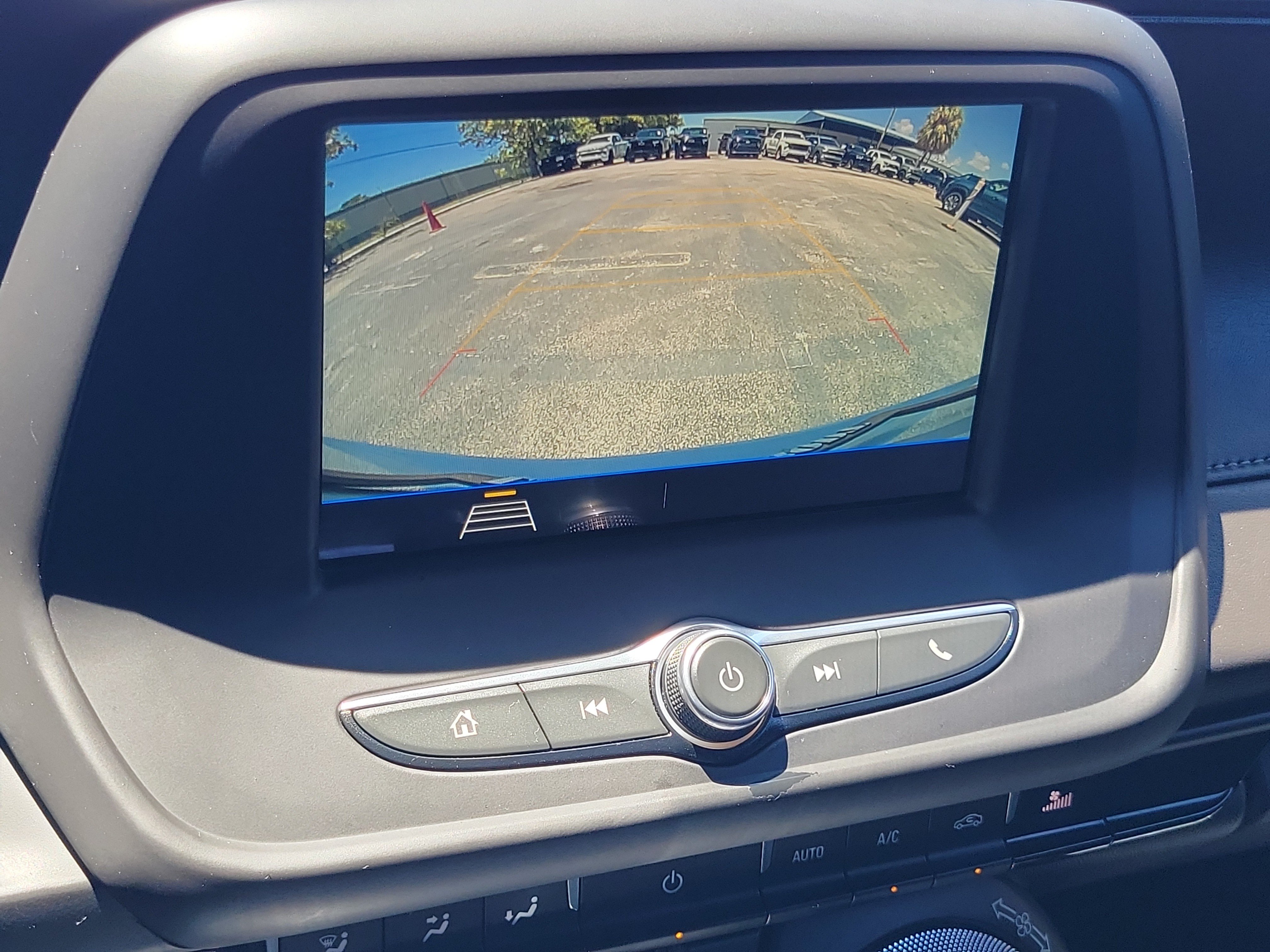 Used 2019 Chevrolet Camaro LT RWD image 26