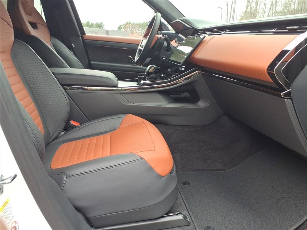 New 2026 Land Rover Range Rover Sport SV image 3