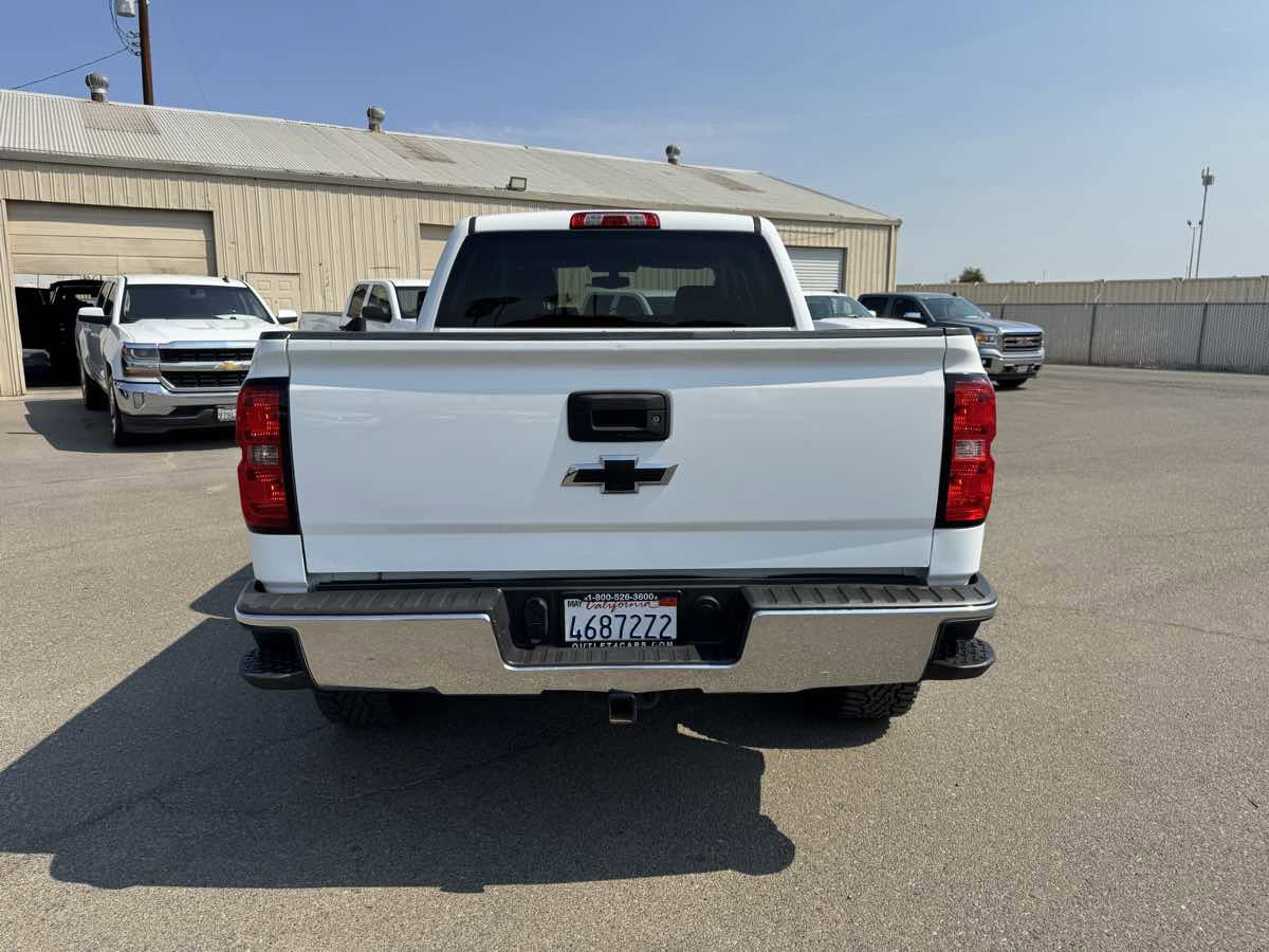 Used 2018 Chevrolet Silverado 1500 LT w/ Trailering Package AWD/4WD image 10