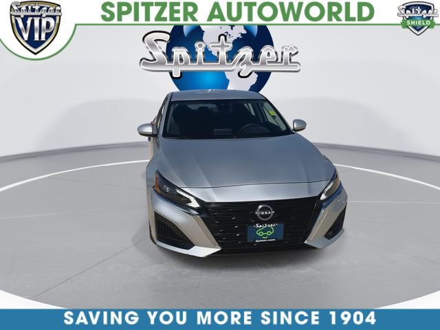 Used 2023 Nissan Altima 2.5 SV image 3