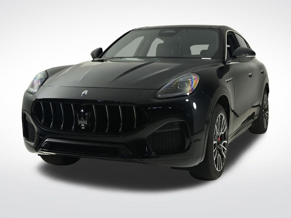 New 2025 Maserati Grecale GT