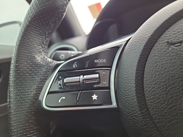 Used 2023 Kia Forte GT-Line w/ GT-Line Premium Package image 21