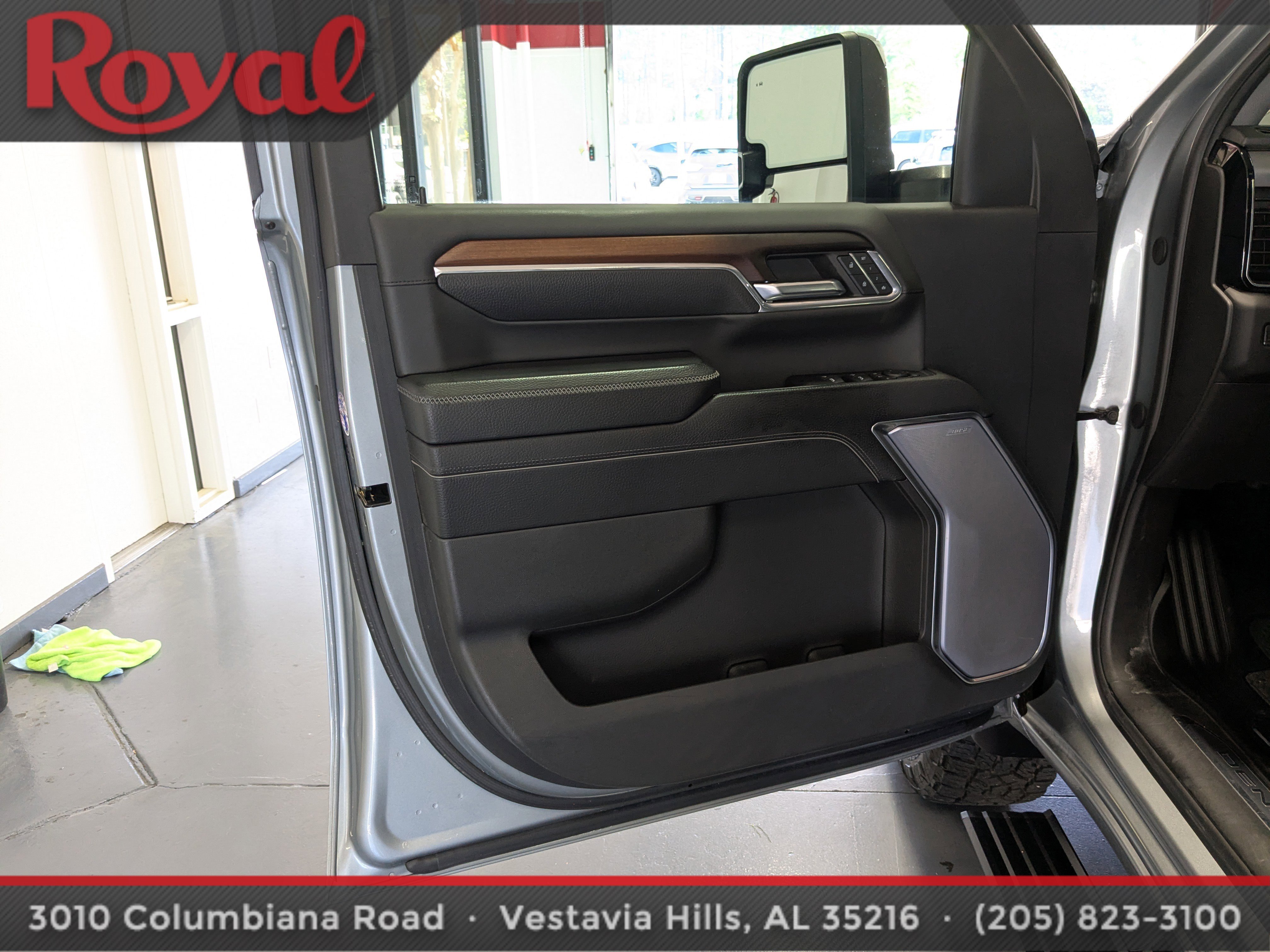 Used 2024 GMC Sierra 2500 Denali w/ Denali Reserve Package image 15