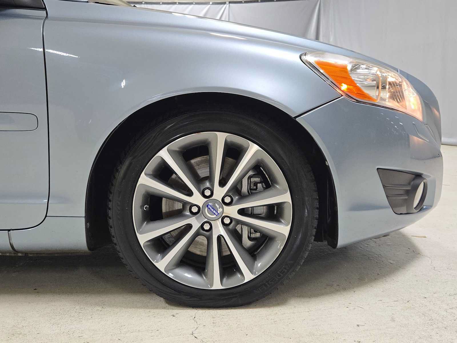 Used 2012 Volvo C70 T5 FWD image 9