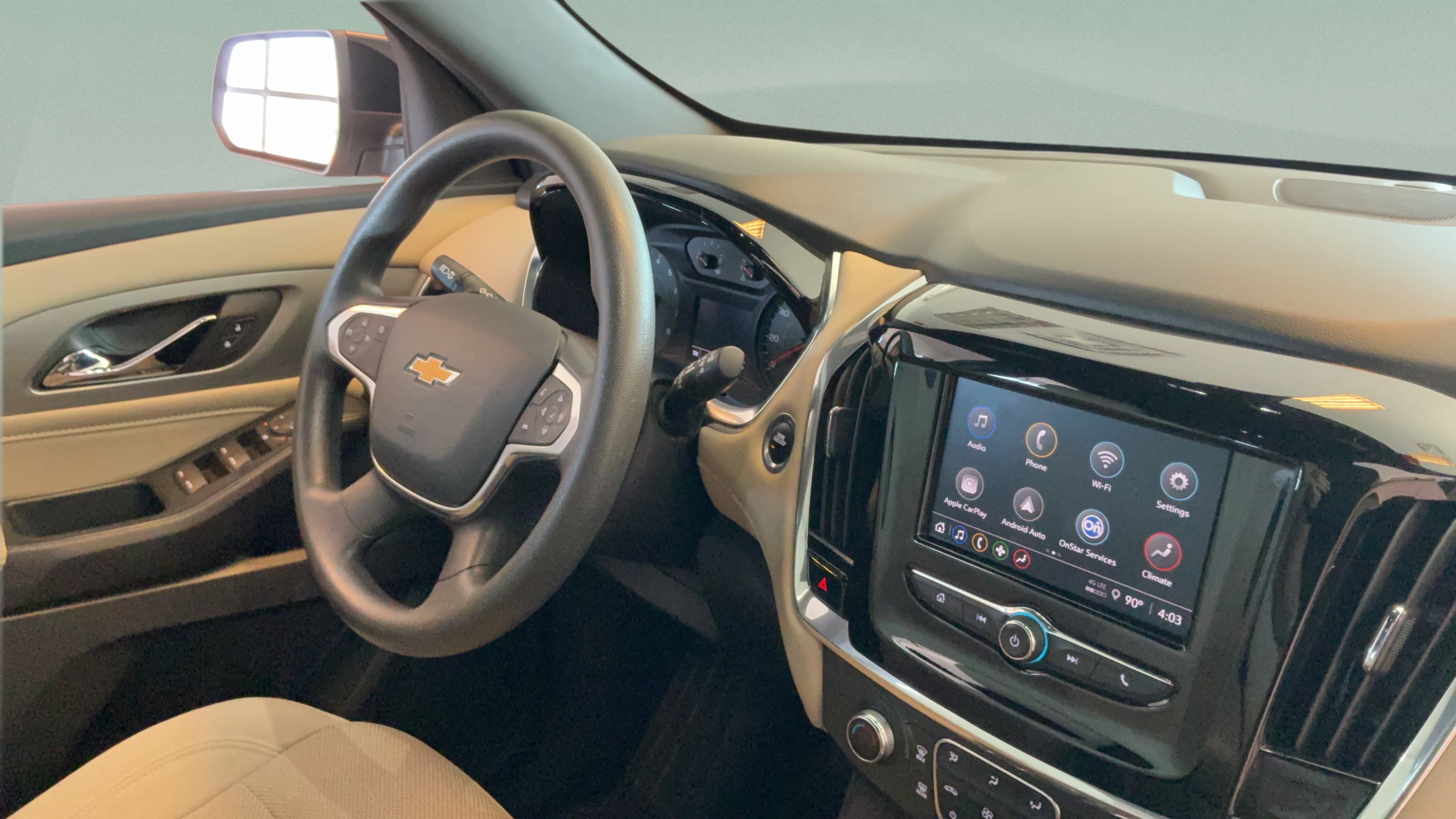 Used 2022 Chevrolet Traverse LS FWD image 42