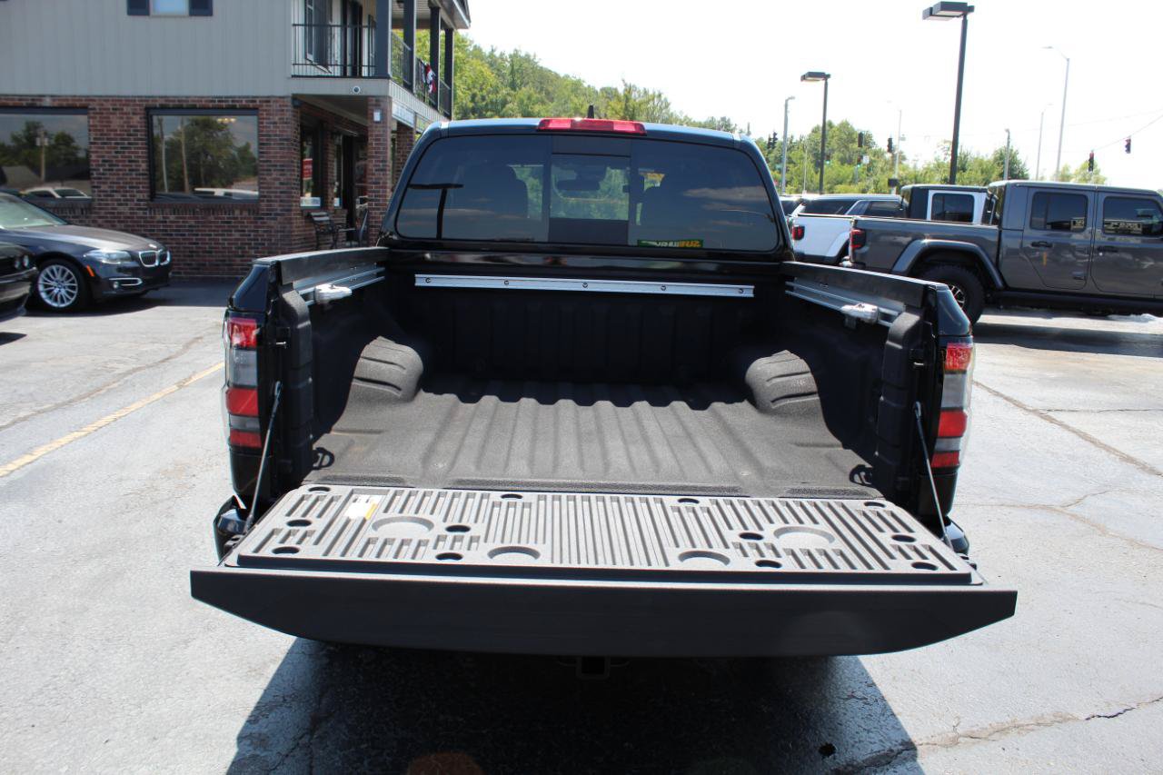 Used 2026 Nissan Frontier PRO-4X w/ Pro-4x Convenience Package AWD/4WD image 13