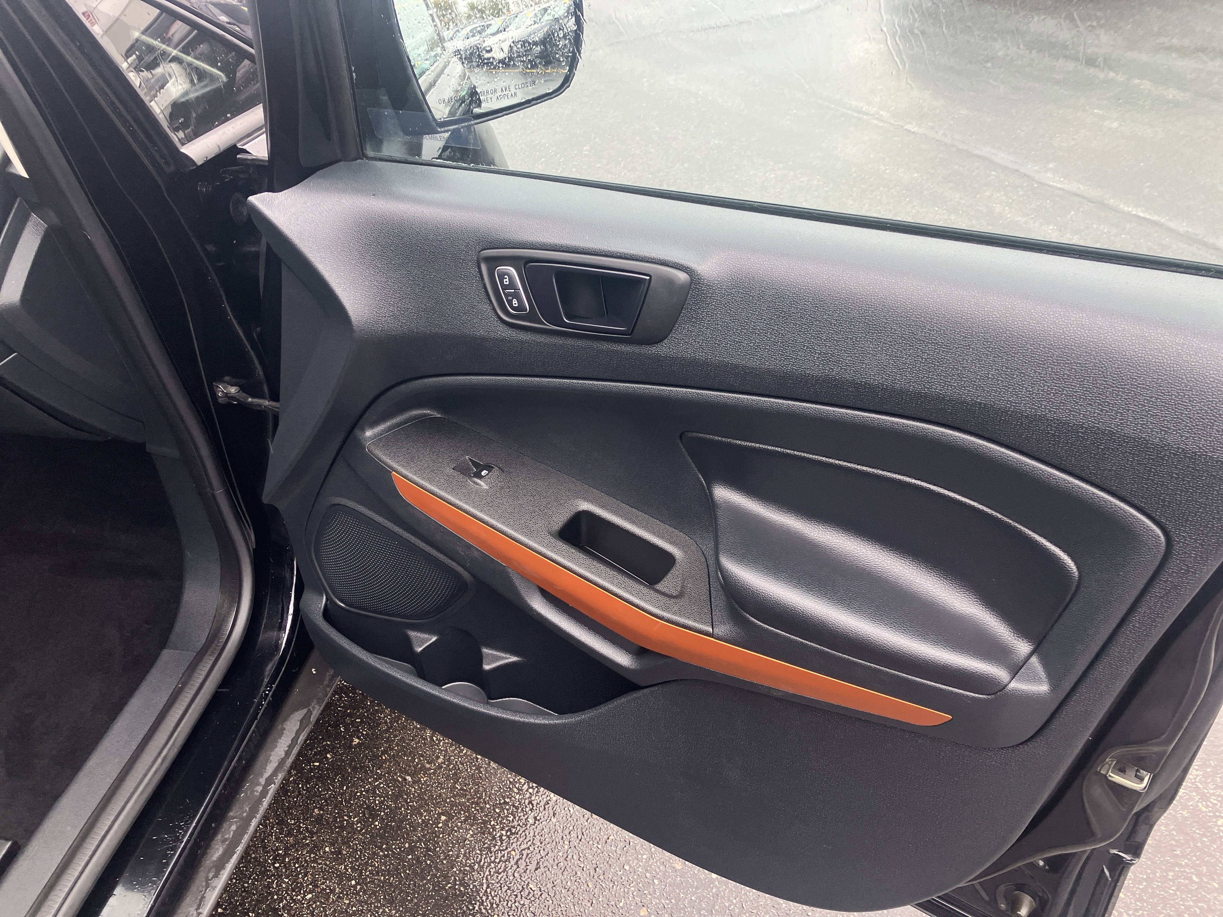 Used 2018 Ford EcoSport SES w/ Cold Weather Package image 10