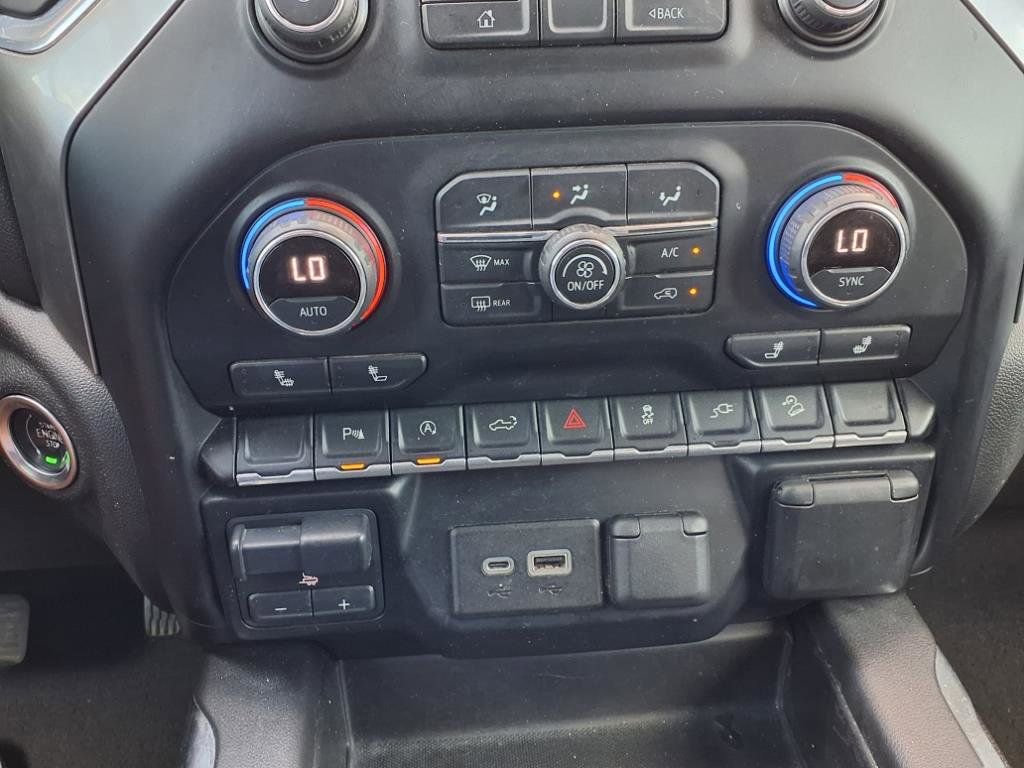 Used 2021 Chevrolet Silverado 1500 LT Trail Boss w/ Convenience Package II image 17