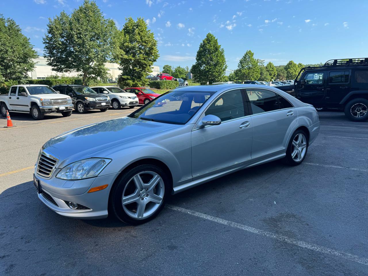Used 2009 Mercedes-Benz S 550 4MATIC image 11