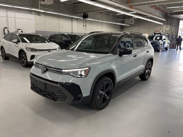 New 2026 Volkswagen Taos SE
