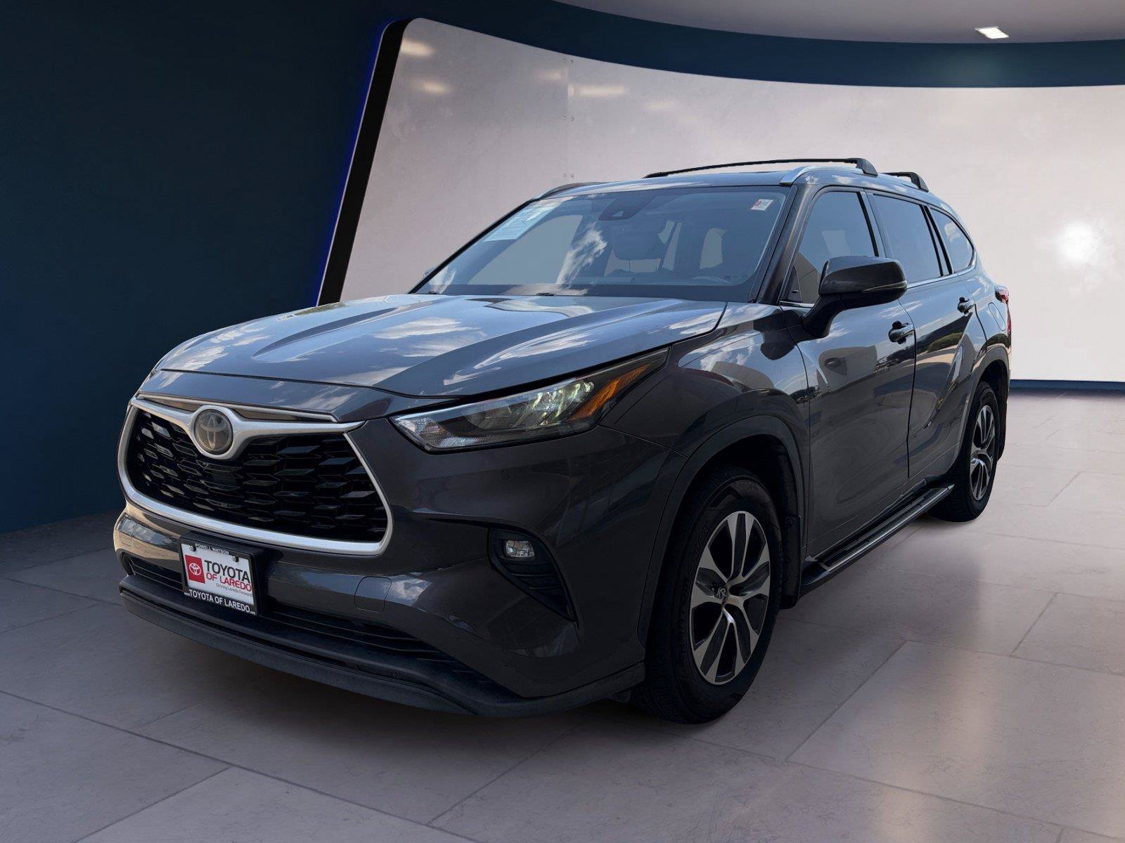 Used 2020 Toyota Highlander XLE
