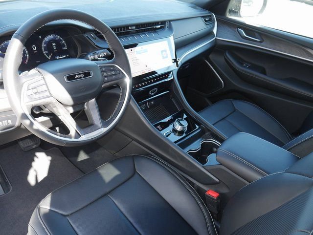 New 2026 Jeep Grand Cherokee Limited w/ Luxury Tech Group II image 11