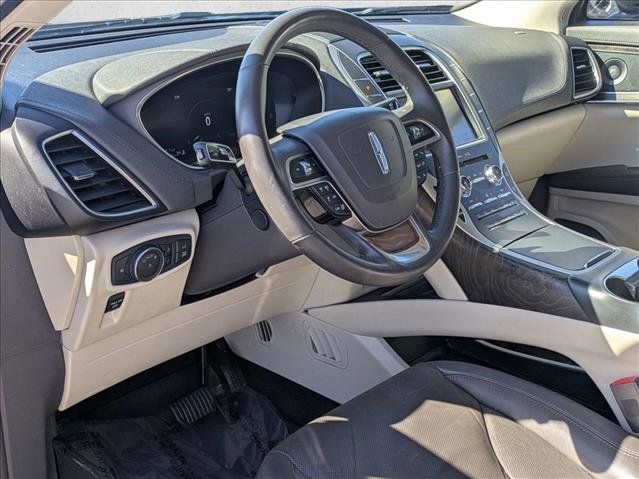 Used 2020 Lincoln Nautilus Reserve image 9