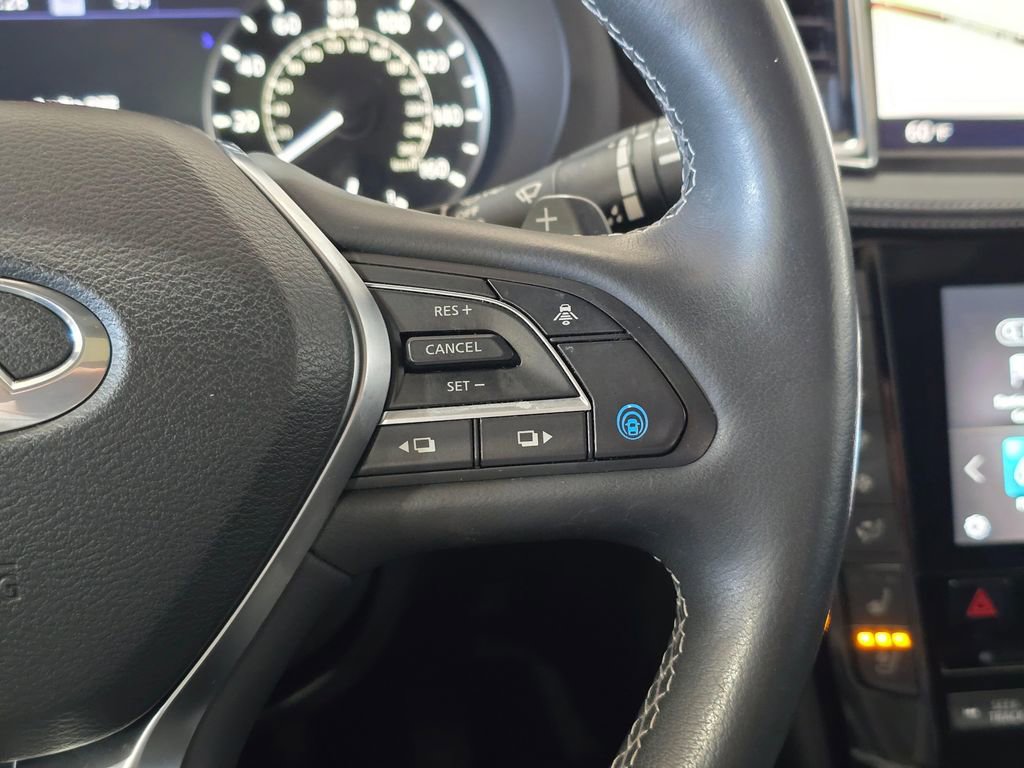 Used 2023 INFINITI QX55 Essential image 17