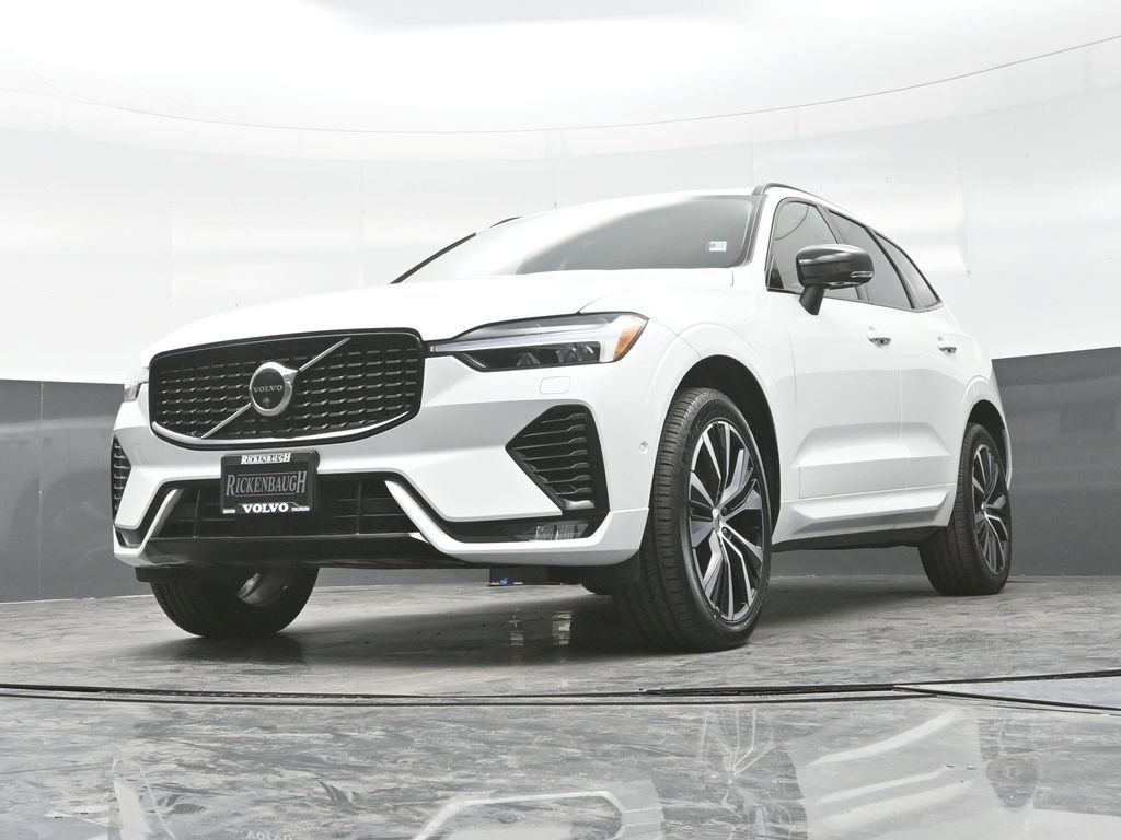 Used 2025 Volvo XC60 B5 Plus w/ Climate Package AWD/4WD image 19