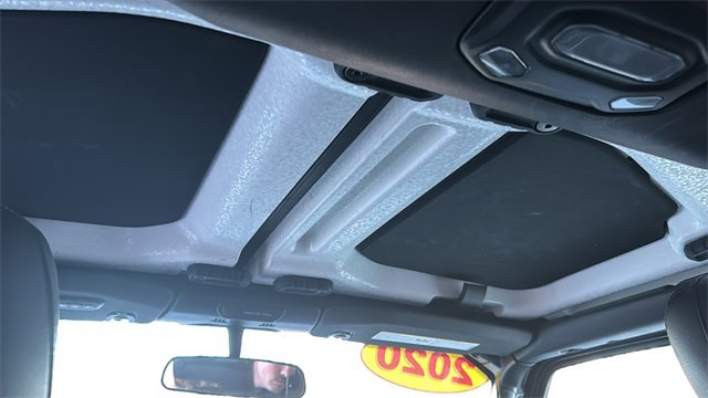 Used 2020 Jeep Wrangler Unlimited Sahara image 10