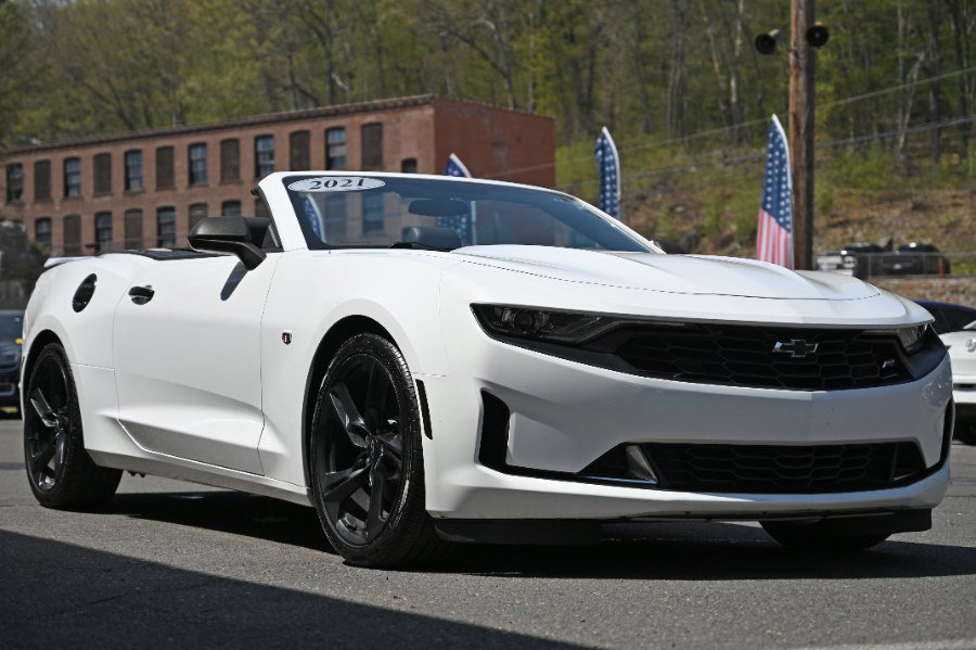 Used 2021 Chevrolet Camaro LT w/ RS Package RWD image 7