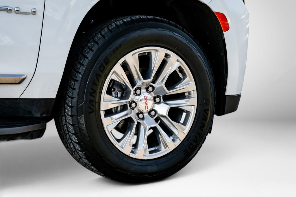 Used 2024 GMC Yukon XL Denali AWD/4WD image 68