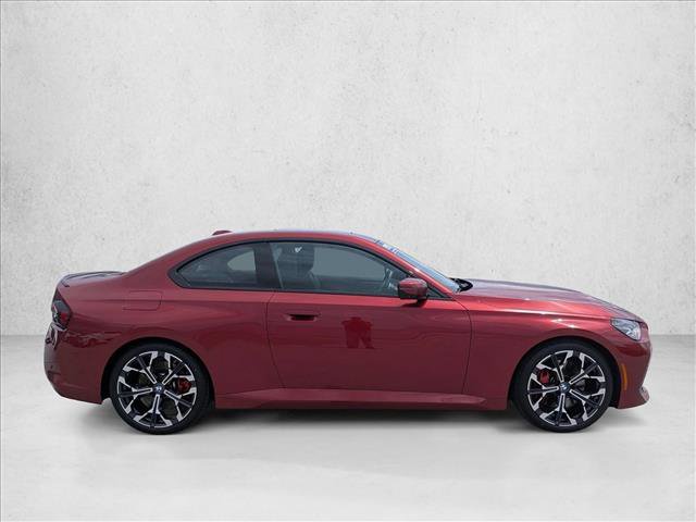 Used 2025 BMW 230i Coupe w/ M Sport Package RWD image 4