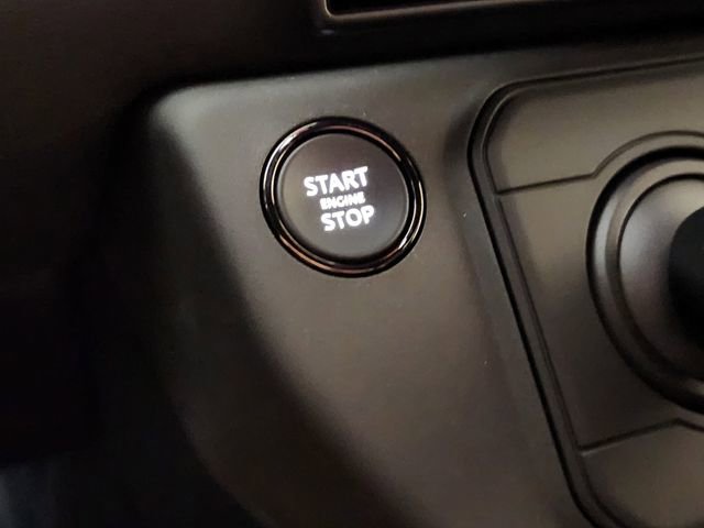 New 2026 Land Rover Defender 110 OCTA image 20