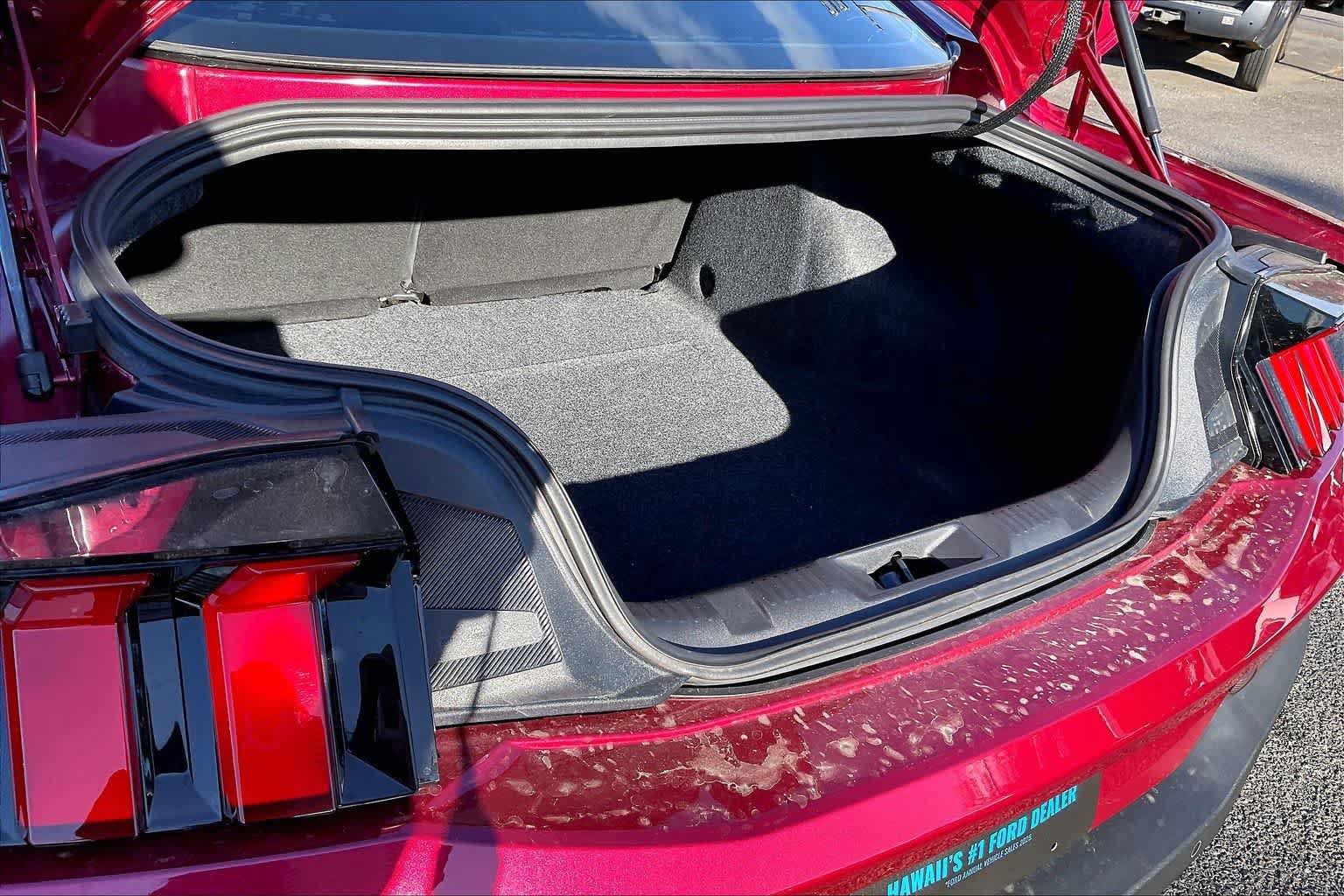 Used 2025 Ford Mustang GT RWD image 17