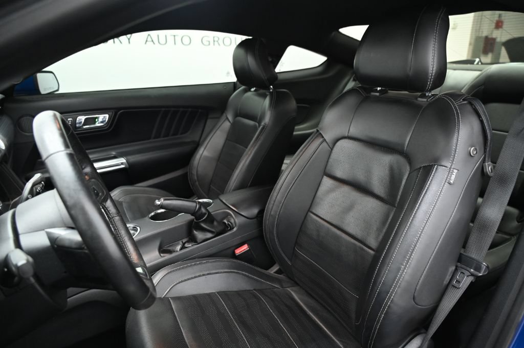Used 2017 Ford Mustang GT Premium w/ GT Performance Package RWD image 21