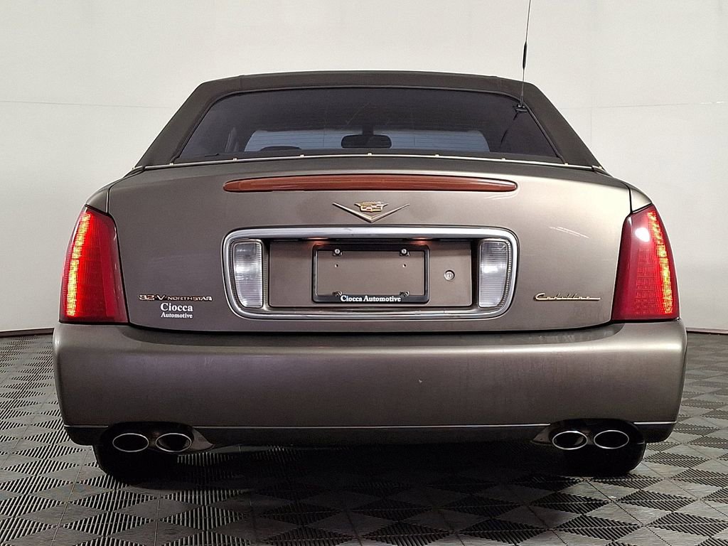 Used 2002 Cadillac De Ville w/ Comfort/Convenience Pkg image 7