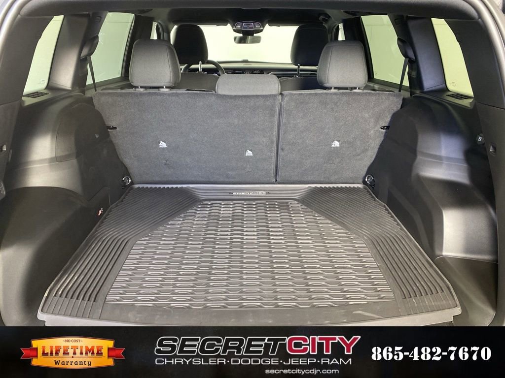 New 2026 Jeep Cherokee Laredo image 29