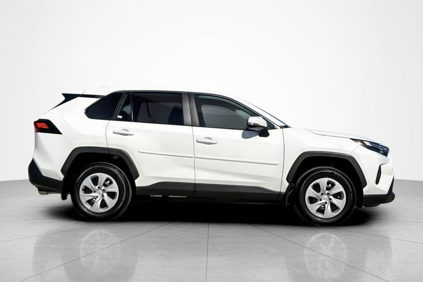Certified 2025 Toyota RAV4 LE FWD image 6