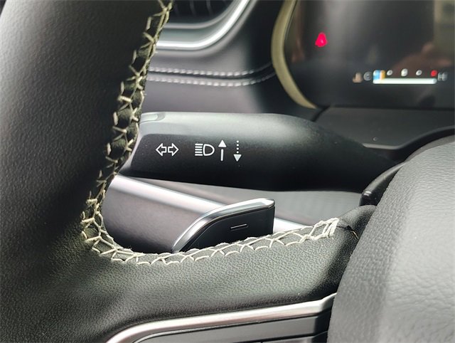 New 2025 Jeep Grand Cherokee Altitude image 22