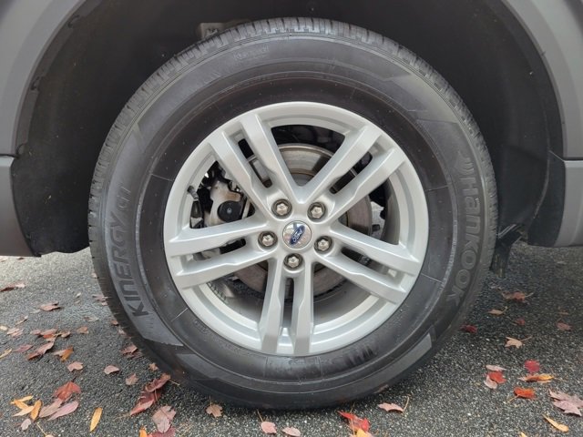 Used 2023 Ford Explorer XLT image 24